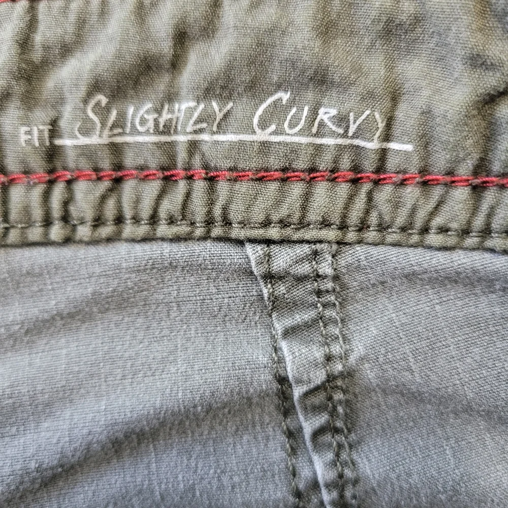 Women's Eddie Bauer Army Green Pants With Elastic Ankles Sz 2 - Picture 4 of 6